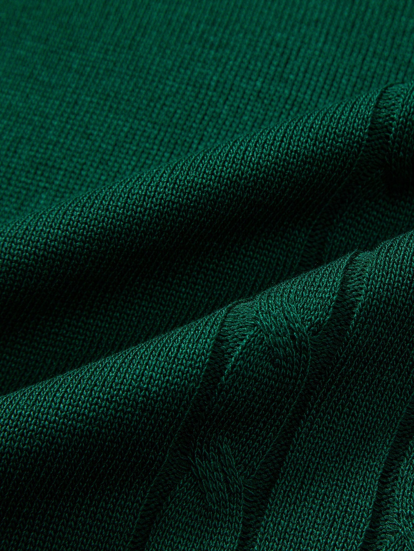 Contrast Trim Twisted Jacquard Knit Polo & Slim Fit Tapered Trousers